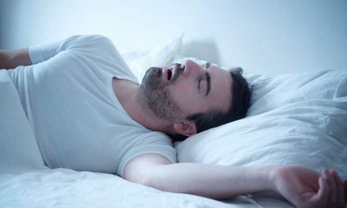 sering_mendengkur_anda_mungkin_menderita_sleep_apnea