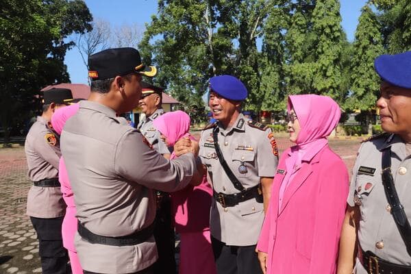 sertijab_kasat_dan_kasi_kapolres_langkat_berharap_kinerja_lebih_baik