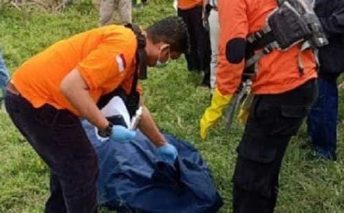 setelah_9_hari_hilang_jenazah_korban_banjir_sungai_belawan_ditemukan
