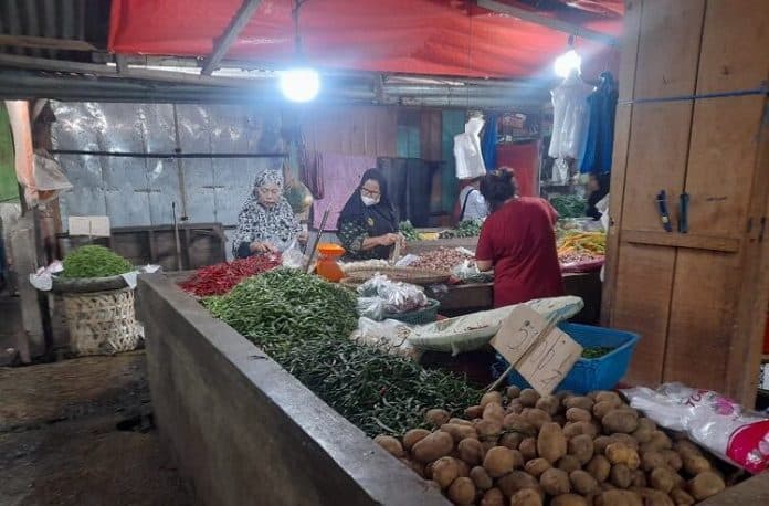 siapkan_uang_lebih_harga_kebutuhan_pokok_di_siantar_masih_mahal