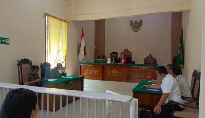 sidang_prapid_penetapan_tersangka_terhadap_andrew_situmorang_dihadiri_termohon