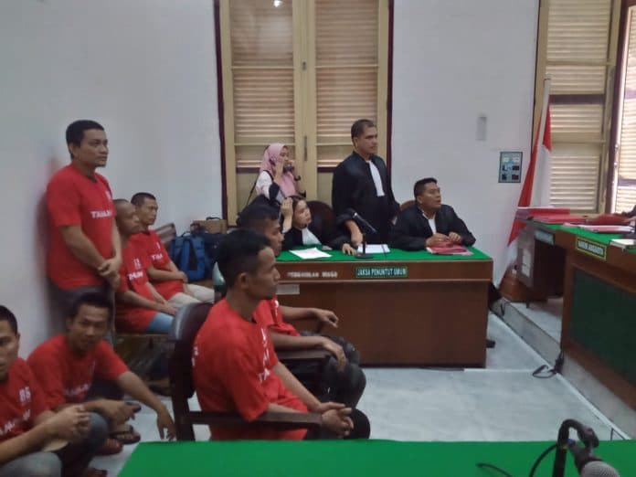 sidang_tuntutan_2_kurir_10_kg_sabu_dan_18_ribu_butir_pil_ekstasi_ditunda