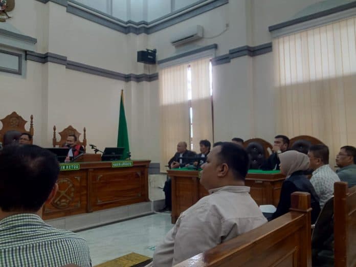 sidang_tuntutan_kasus_korupsi_mantan_anggota_dprd_dan_eks_kadis_bmbk_sumut_kembali_ditunda