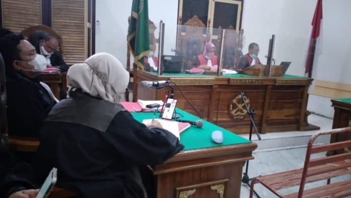 simpan_8_kg_sabu_di_mess_pemko_tanjung_balai_dua_kurir_divonis_18_tahun_penjara