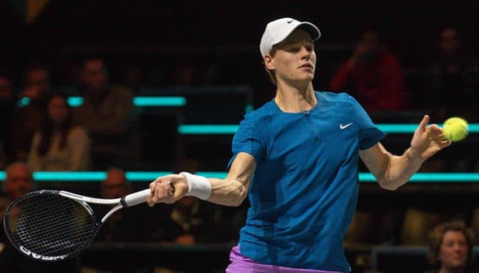 sinner_singkirkan_tsitsipas_dari_rotterdam_open
