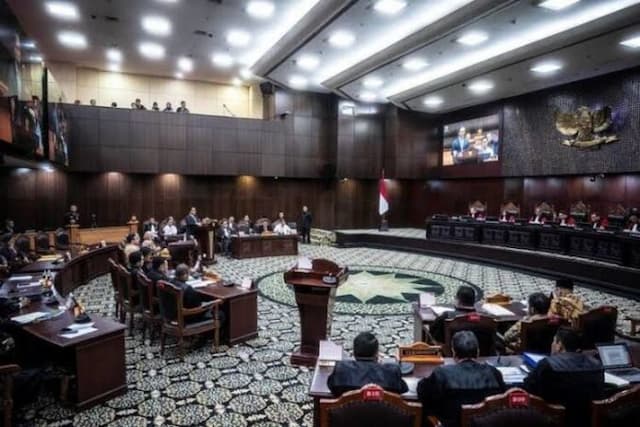 sirekap_kpu_dipertanyakan_di_sidang_mk_pengembang_akui_belum_sempurna