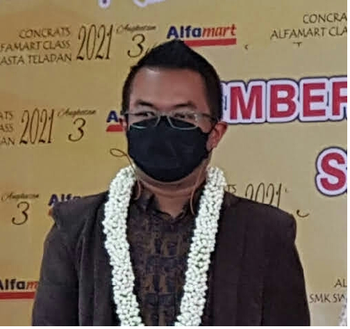 siswa_smk_swasta_teladan_siantar_lulusan_alfamart_class_dijamin_langsung_kerja