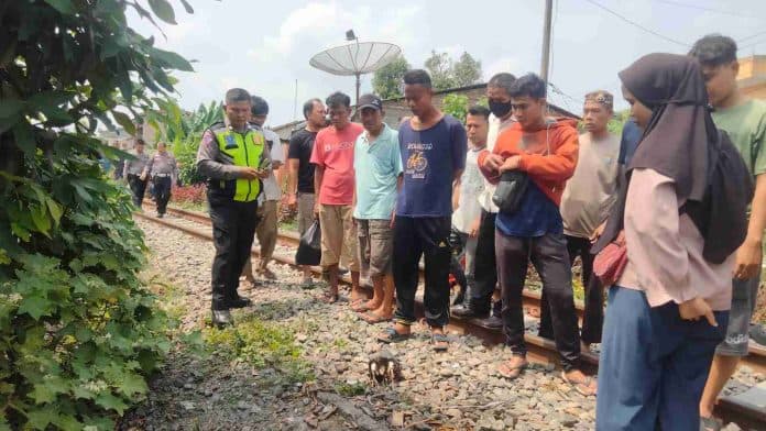 siswi_kelas_i_sd_tewas_disambar_ka_di_kisaran