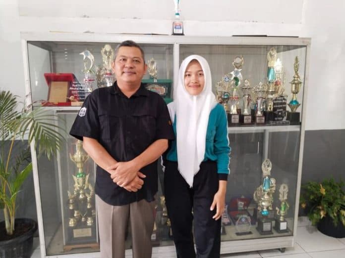 siswi_smk_negeri_1_siantar_raih_juara_2_lks_tingkat_nasional