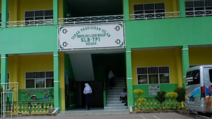 slb_tpi_medan_mendidik_4_program_siswa_berkebutuhan_khusus