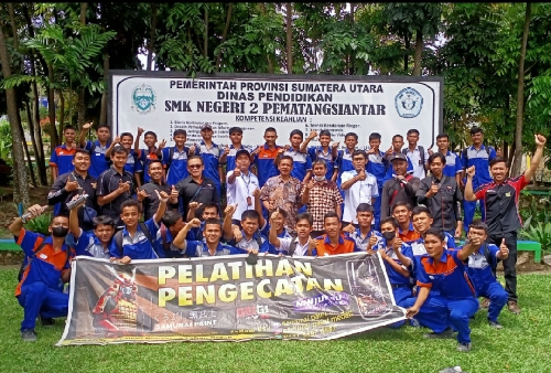smkn_2_siantar_gandeng_samurai_paint_gelar_pelatihan_pengecatan