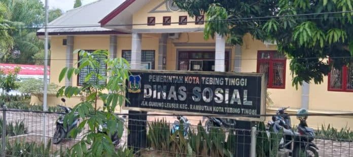 soal_penerima_bansos_rp600_ribu_diwajibkan_belanja_ke_e_warung_kadinsos_tebing_tinggi_belanja_di_manapun_boleh