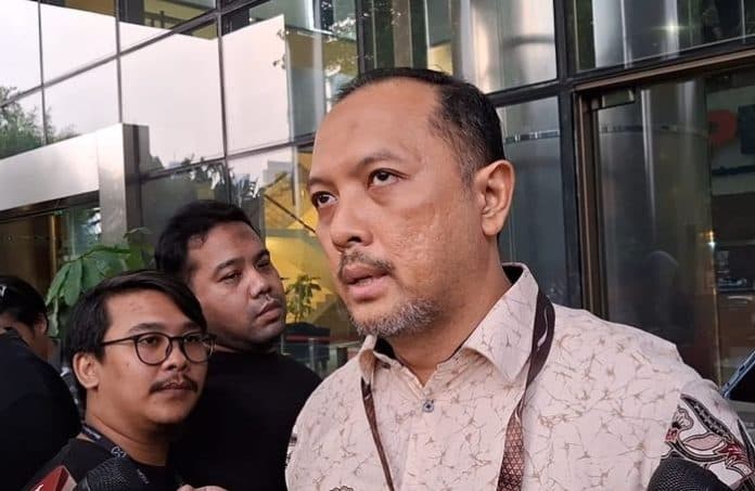 soal_rp485_m_di_rekening_bank_kpk_telusuri_dugaan_keterlibatan_istri_eks_bupati_labuhanbatu