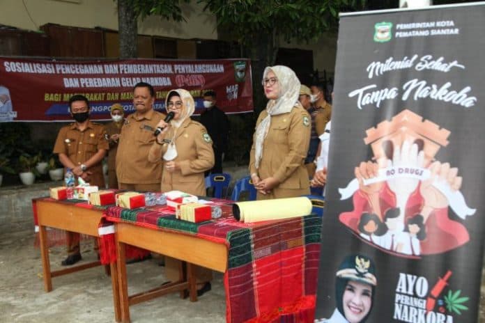 sosialisasi_bahaya_narkoba_di_smpn_4_ini_pesan_wali_kota_siantar