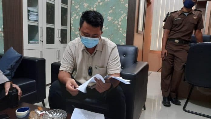 status_dpo_kasi_intelijen_minta_bantuan_kejagung_cari_jhonson_tambunan_terpidana_korupsi_pasar_tozai