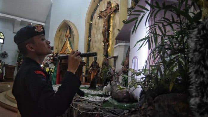sterilisasi_dan_pengamanan_gereja_jelang_malam_natal_di_medan
