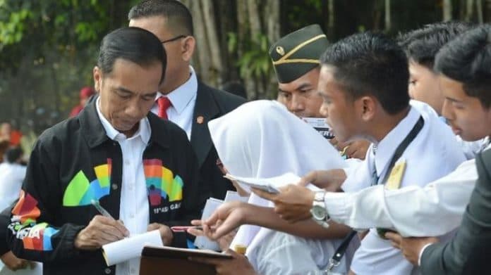 sudah_diteken_presiden_revisi_uu_ite_jilid_ii_resmi_berlaku
