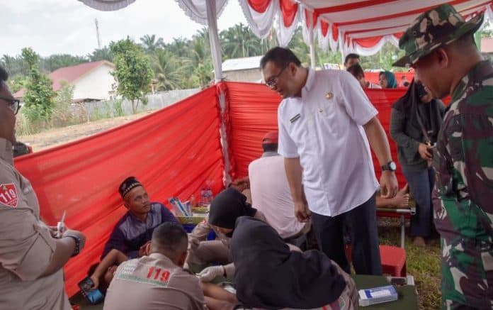 sunat_massal_dan_pengobatan_gratis_warnai_pembukaan_tmmd_ke_121_di_deli_serdang