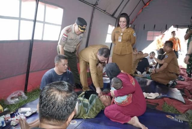 sunatan_massal_isi_rangkaian_hari_jadi_ke_79_pemkab_labuhanbatu