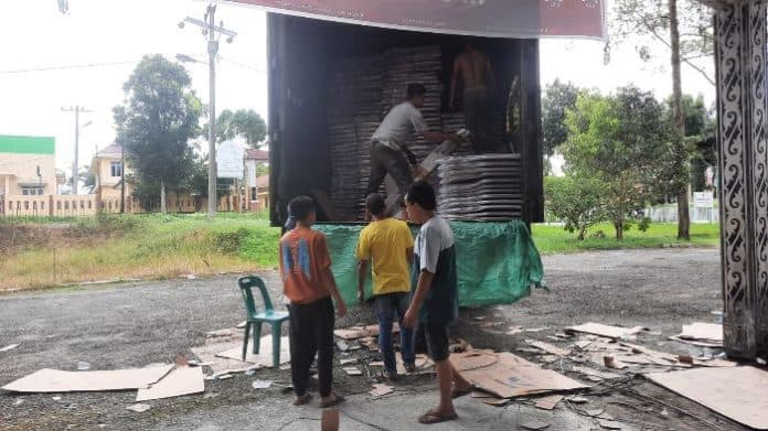 surat_suara_tahap_pertama_tiba_di_kantor_kpu_simalungun