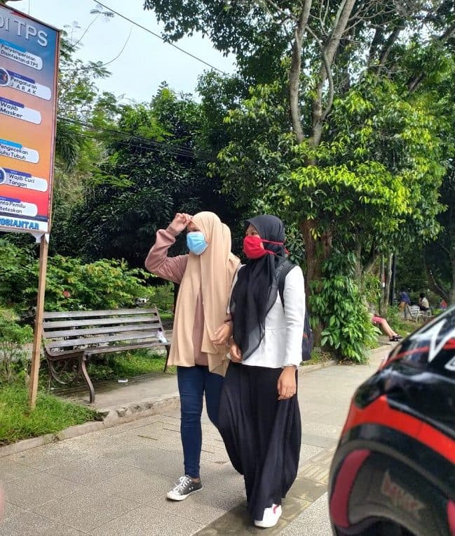 survei_bps_sebut_wanita_lebih_patuh_prokes_begini_kata_warga_siantar