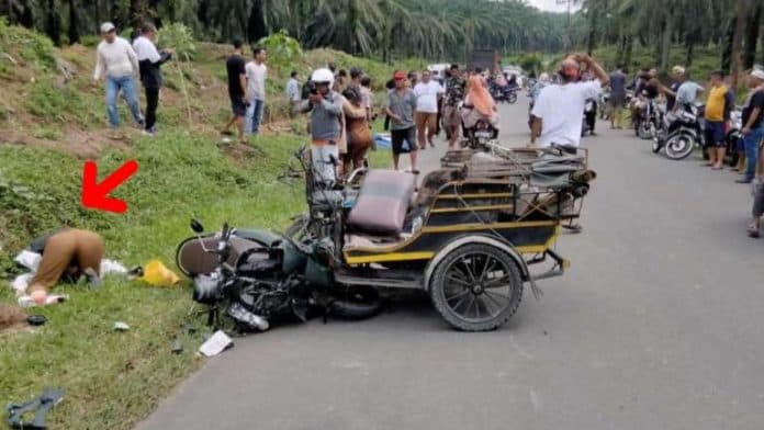 tabrakan_dengan_becak_bawa_seng_kondisi_kepala_bidan_puskesmas_mengenaskan