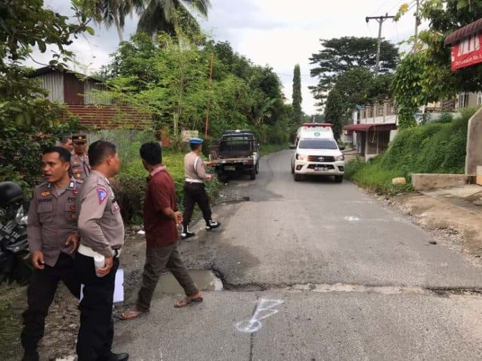 tabrakan_di_jalan_darussalam_sat_lantas_polres_pematangsiantar_olah_tkp
