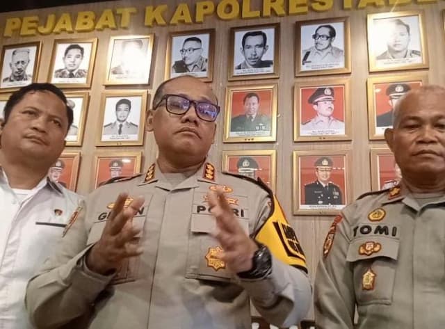 tahanan_tewas_tujuh_personel_polrestabes_medan_ditempatkan_di_patsus