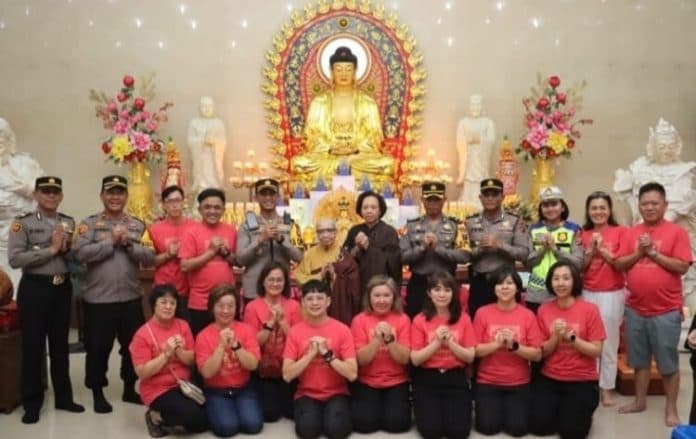 tahun_baru_imlek_2575_kapolres_tebing_tinggi_tinjau_keamanan_sejumlah_vihara