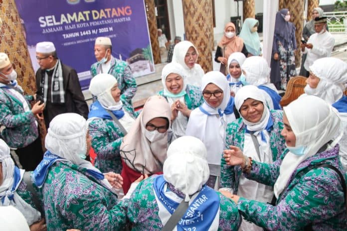 tahun_baru_islam_43_jemaah_haji_asal_siantar_pulang_dari_tanah_suci