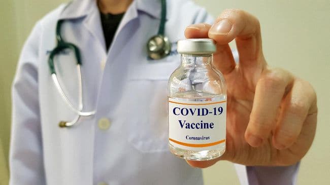tak_ada_syarat_wajib_bagi_penerima_vaksin_gratis_covid_19