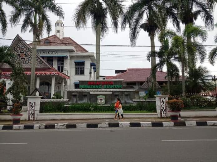 tak_dilibatkan_rapat_pengusaha_billboard_pertanyakan_tindakan_pemko_siantar