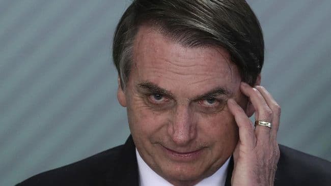 tak_pakai_masker_presiden_jair_bolsonaro_didenda_rp14_juta