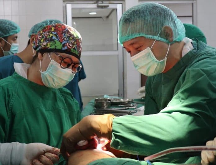 tak_perlu_amputasi_operasi_limb_salvage_bisa_jadi_solusi_penderita_tumor_tulang
