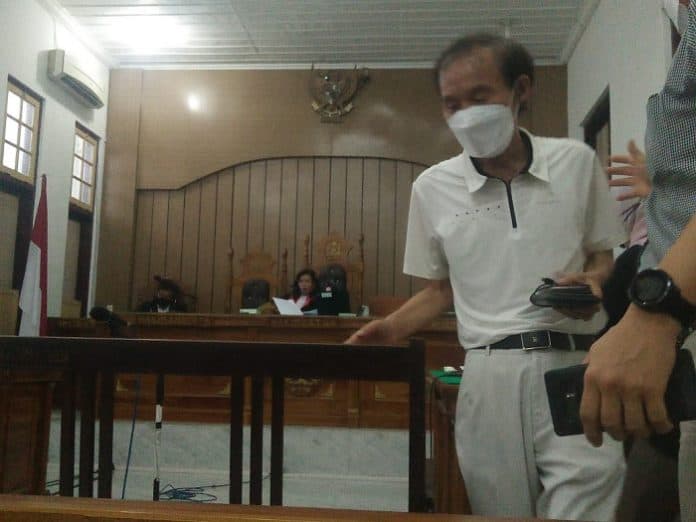 tak_sesuai_izin_menggunakan_areal_royal_sumatera_mr_hwang_laporkan_albert_kang_ke_polisi