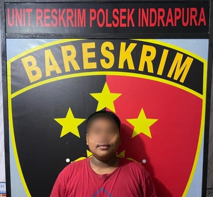 tak_terima_dilerai_enam_pemuda_ini_keroyok_karyawan_hotel_di_batu_bara