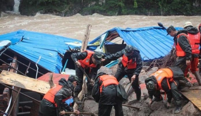 tanah_longsor_terjadi_di_fujian_china_8_warga_tewas
