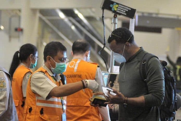 tangkal_virus_korona_ini_protokol_pemerintah_penanganannya_di_area_dan_transportasi_publik