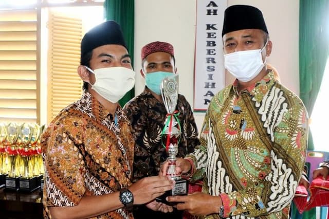 tapian_dolok_juara_umum_mtqn_ke_46_se_simalungun
