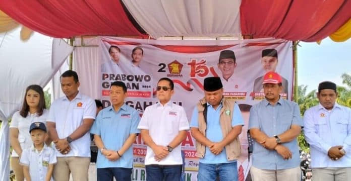tasyakuran_hut_ke_16_gerindra_simalungun_ajak_berpolitik_riang