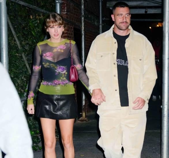 taylor_swift_dan_travis_kelce_bertunangan_tahun_ini