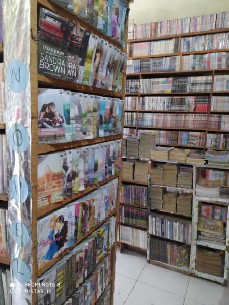 tb_pelangi_penyewa_komik_terus_bertahan_di_tengah_gempuran_digitalisasi