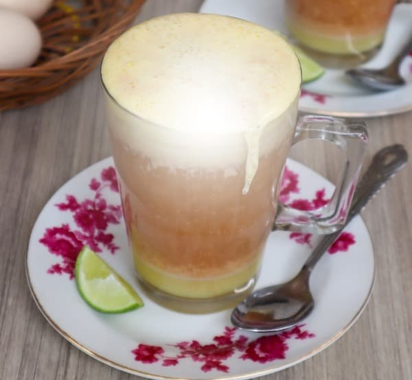 teh_susu_telur_minuman_penambah_stamina_yang_digemari_di_medan