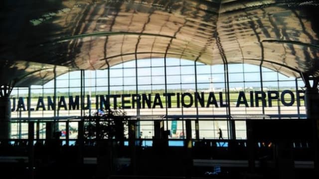 tembus_22_ribu_penumpang_per_hari_pt_angkasa_pura_ii_aviasi_targetkan_penumpang_diatas_8_juta_di_knia