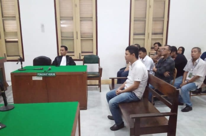 tenaga_honorer_yang_korupsi_add_padangsidimpuan_rp57m_divonis_5_tahun