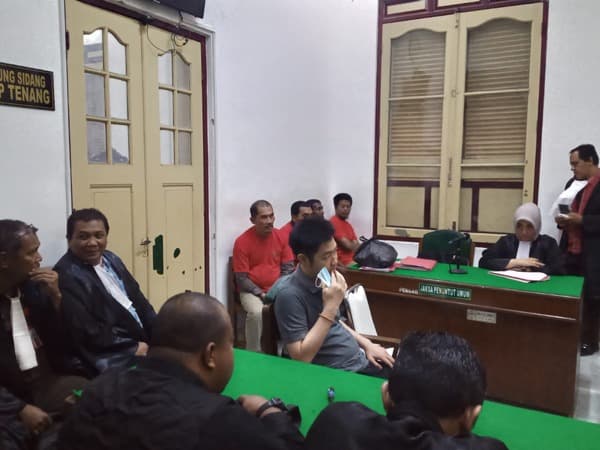 terdakwa_penganiayaan_di_sentral_cafe_38_medan_dihukum_setahun_penjara