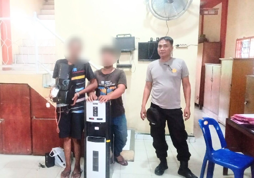 terekam_cctv_2_maling_di_lima_puluh_ditangkap_polisi