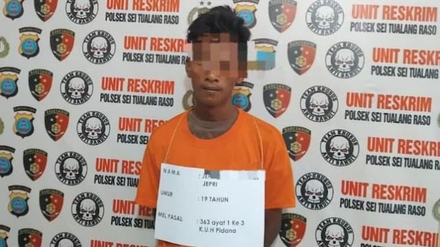terekam_cctv_polisi_tanjung_balai_tangkap_pembobol_rumah_kurang_dari_6_jam