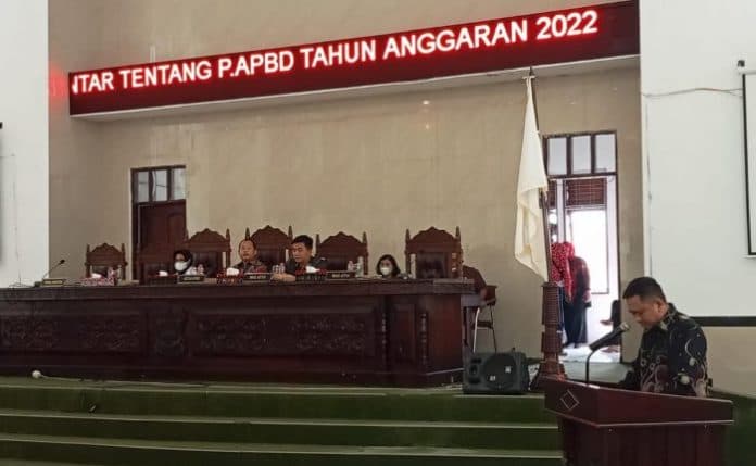 terima_p_apbd_2022_fraksi_demokrat_dorong_pemko_siantar_segera_realisasikan_blt