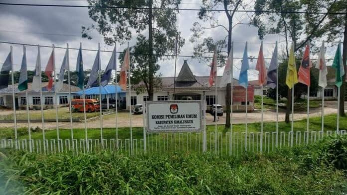 terima_tanggapan_masyarakat_kpu_simalungun_coret_nama_bacaleg_hanura